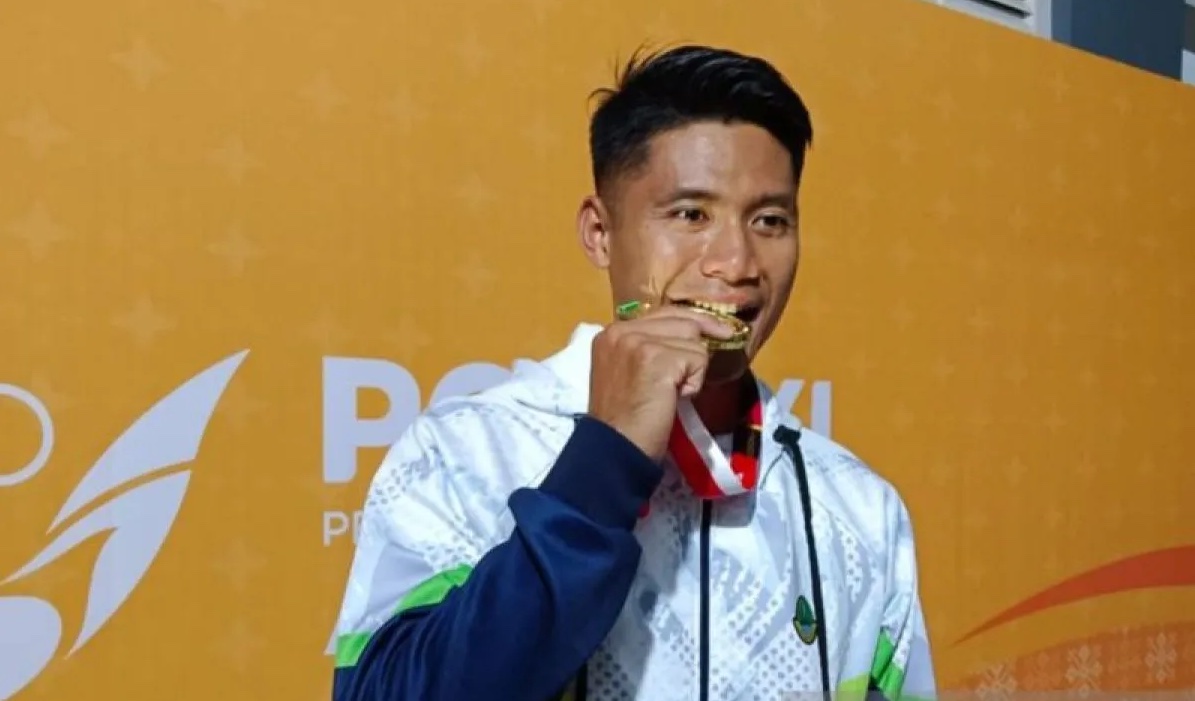 idan-fauzan-breaks-national-pole-vault-record-at-pon-2024