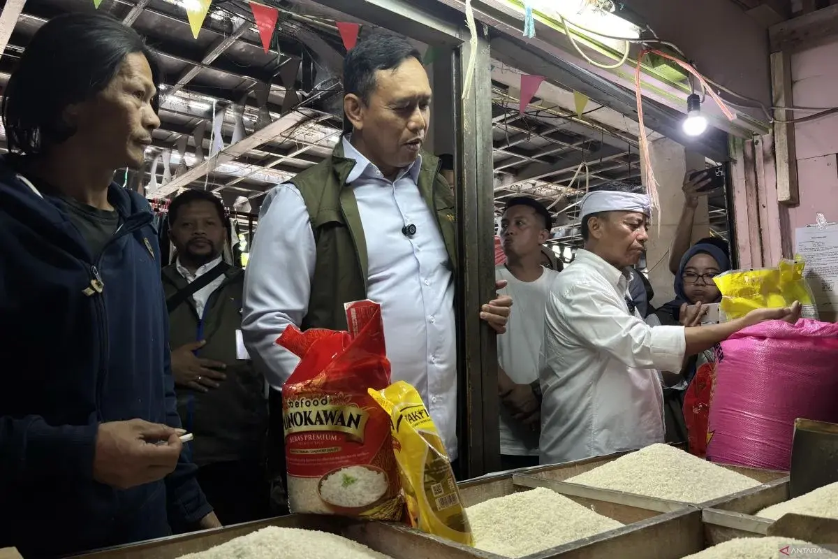 bulog-director-assures-rice-prices-stable-ahead-of-new-year-2026