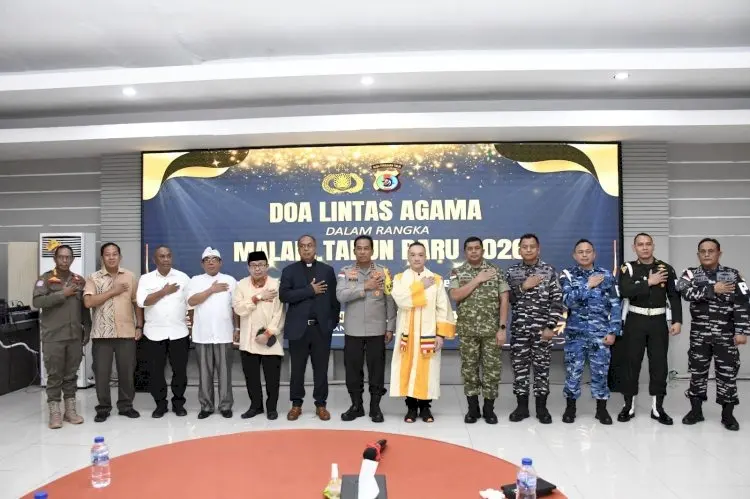 celebrating-new-years-eve-in-ntt-interfaith-prayers-were-sent-to-the-disaster-victims-in-sumatra