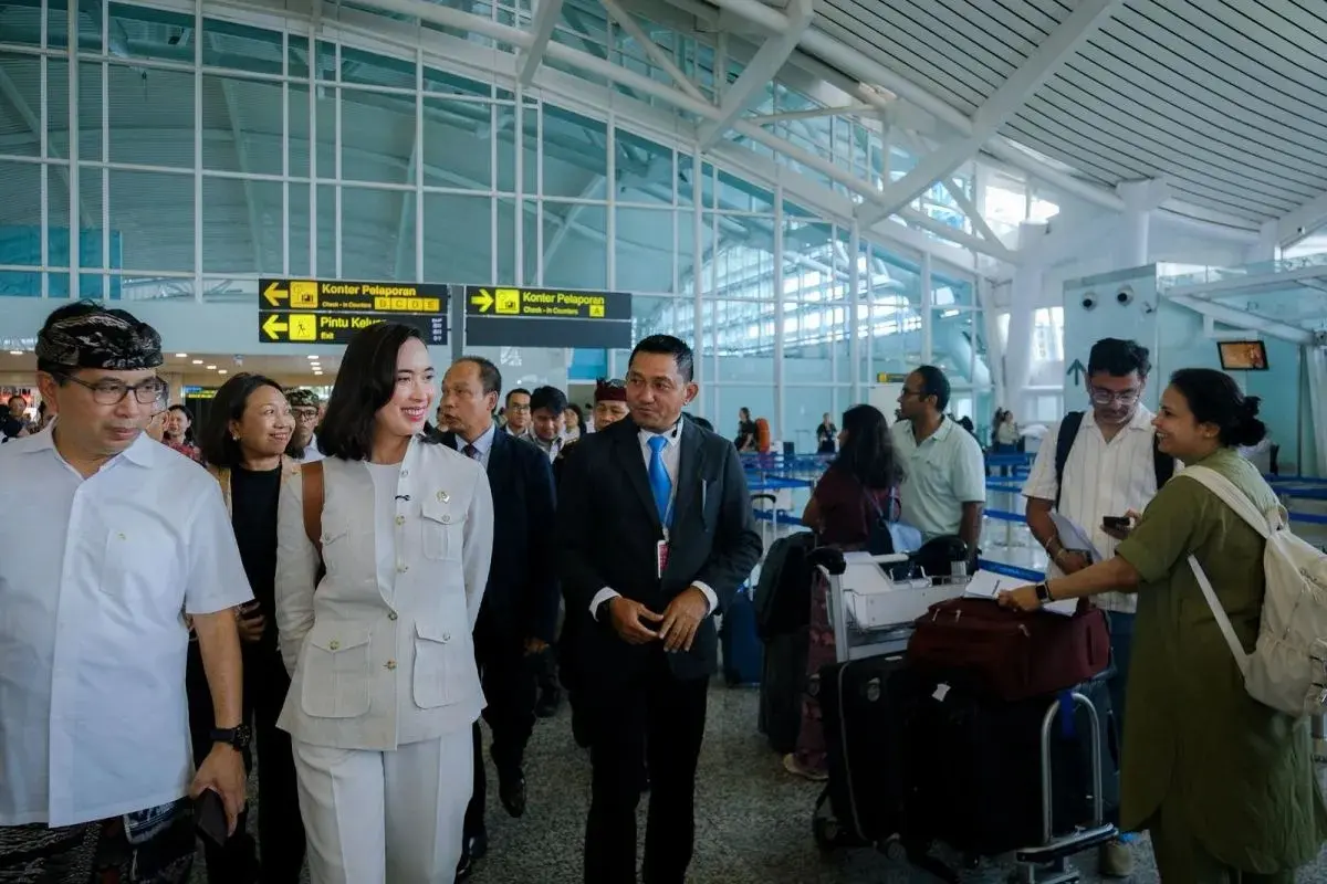 domestic-tourist-is-our-strength-in-tourism-minister-widi