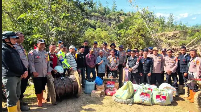 Breaking Through Difficult Terrain, Police Remains Committed to Sends Aid