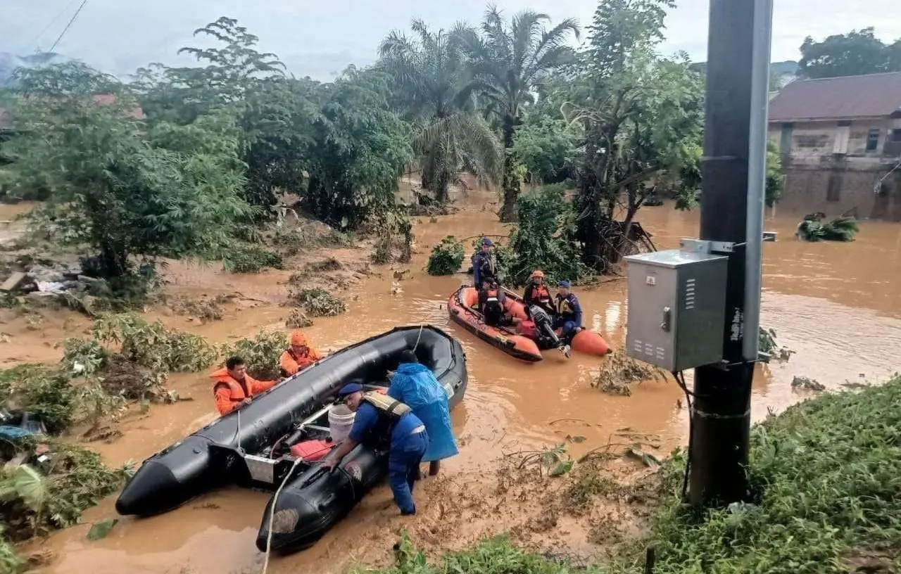 1178-deaths-recorded-in-the-sumatran-disaster