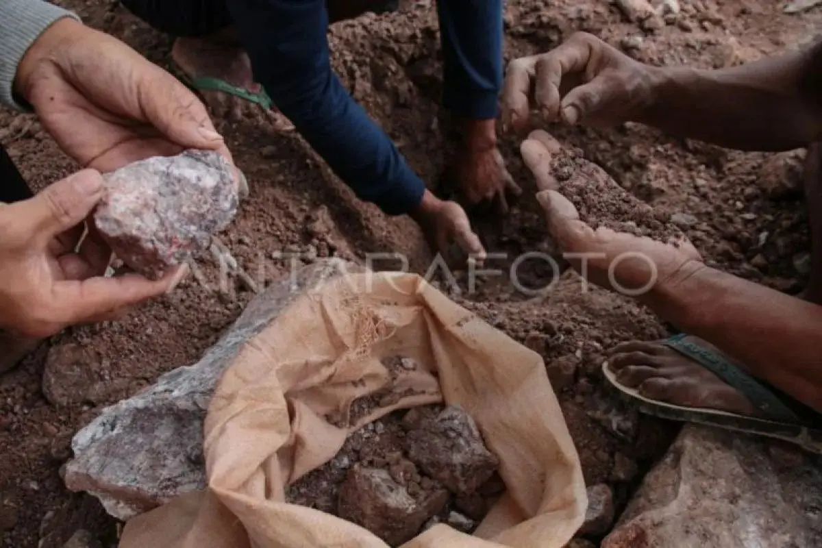 police-uncovers-illegal-gold-mining-in-west-lombok-a-foreigner-arrested-as-suspect