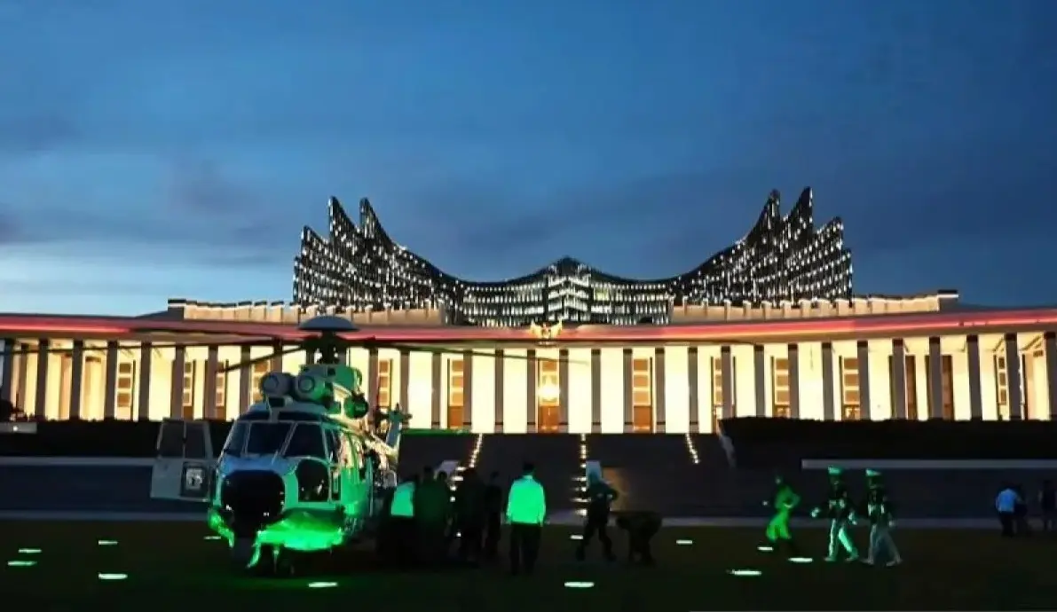 president-prabowo-arrives-in-ikn-for-first-official-visit-as-head-of-state