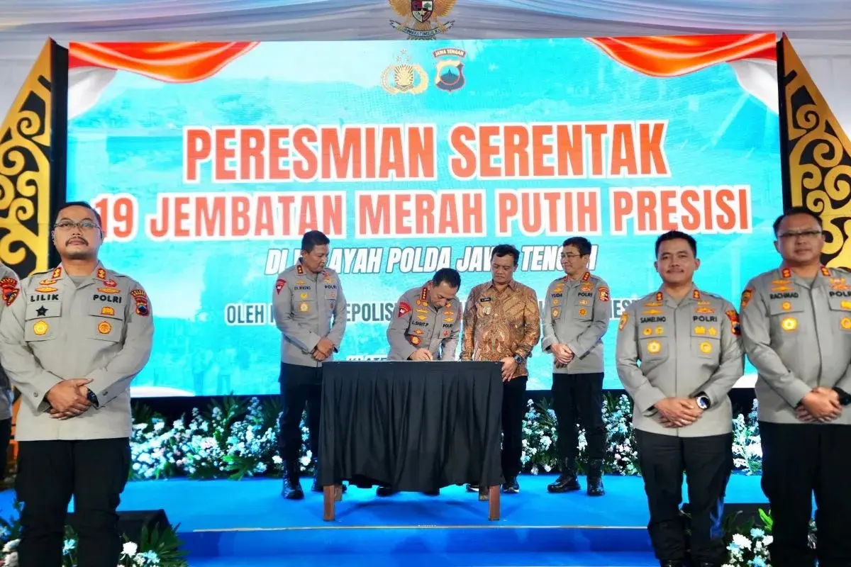 INP Chief Inaugurates 19 Bridges in Central Java to Follow Presidential Directive