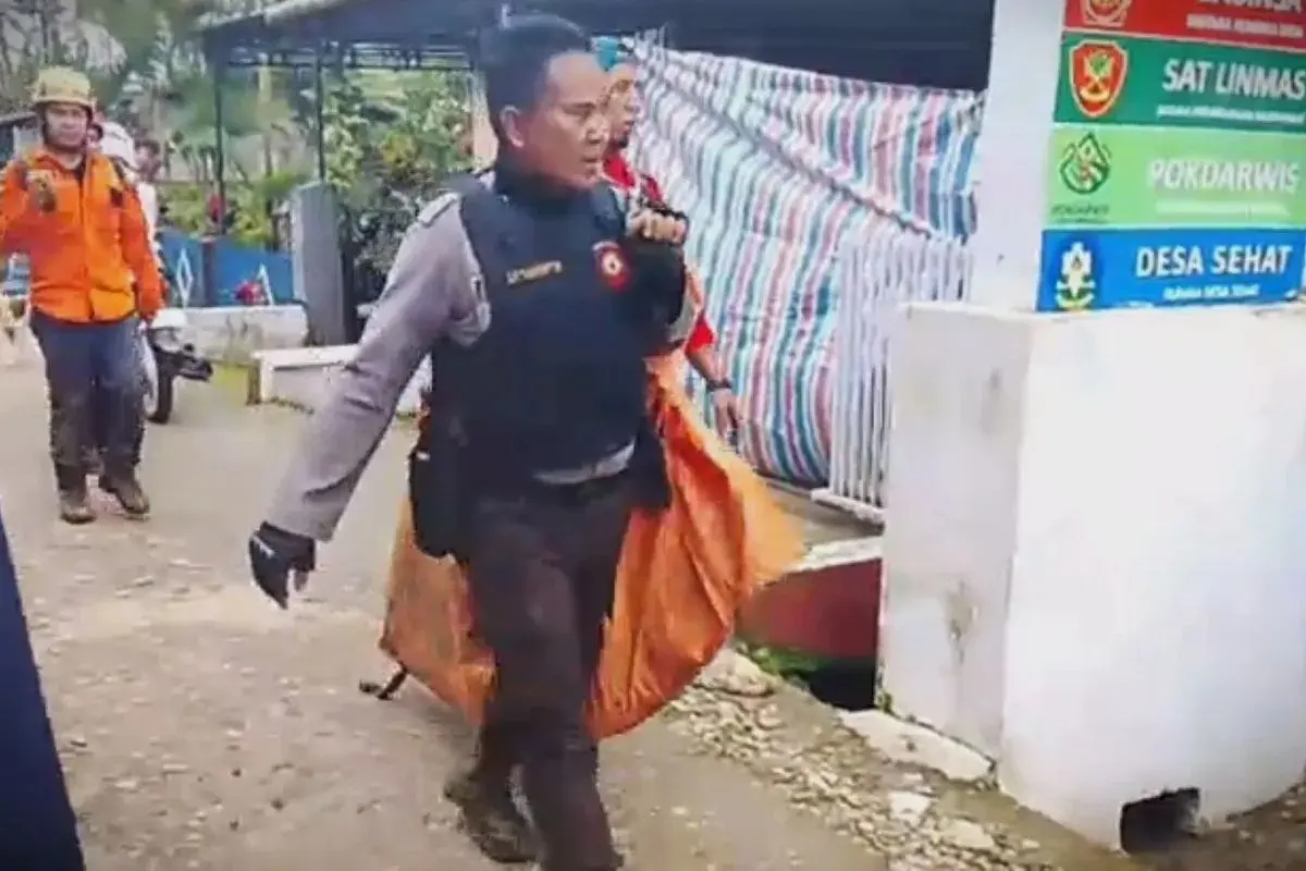 one-body-recovered-in-atr-aircraft-crash-on-mount-bulusaraung-maros