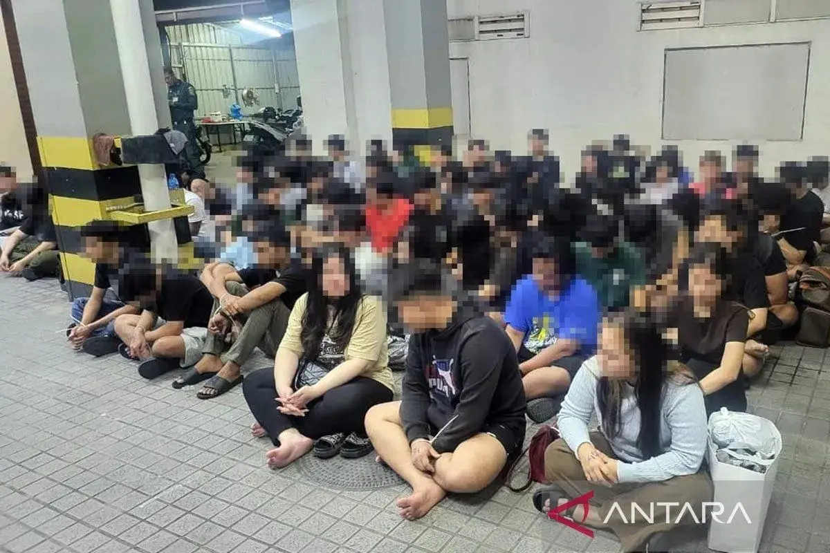 Hundreds of Indonesian Wants to Return from Cambodia