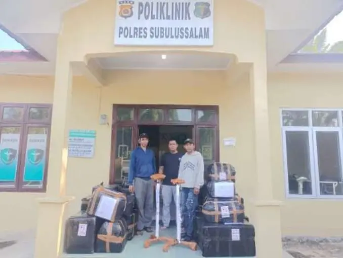 police-sends-medical-aids-and-equipments-to-west-aceh