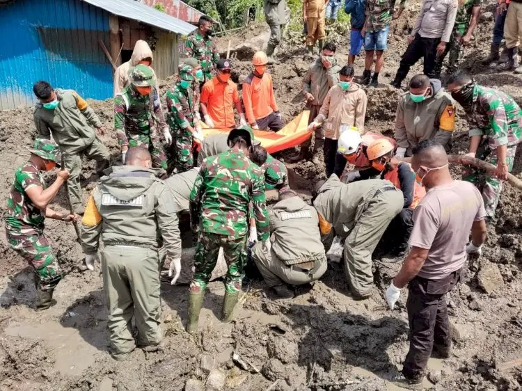 Joint Rescue Team Found a Landslide Victim in Tuwa Hamlet, East Manggarai