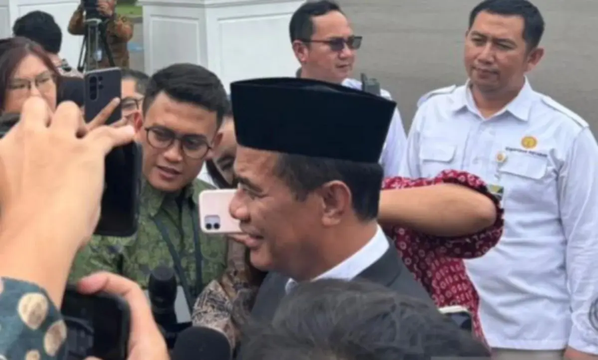 Minister Amran to Change the Crops in Mountainous Areas to Coffee and Avocado