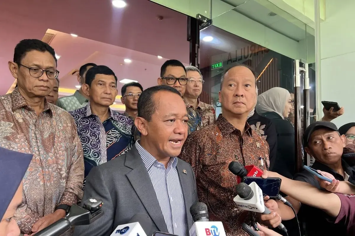 huayou-consortium-to-power-indonesias-100-gw-solar-goal-with-local-batteries-minister-bahlil