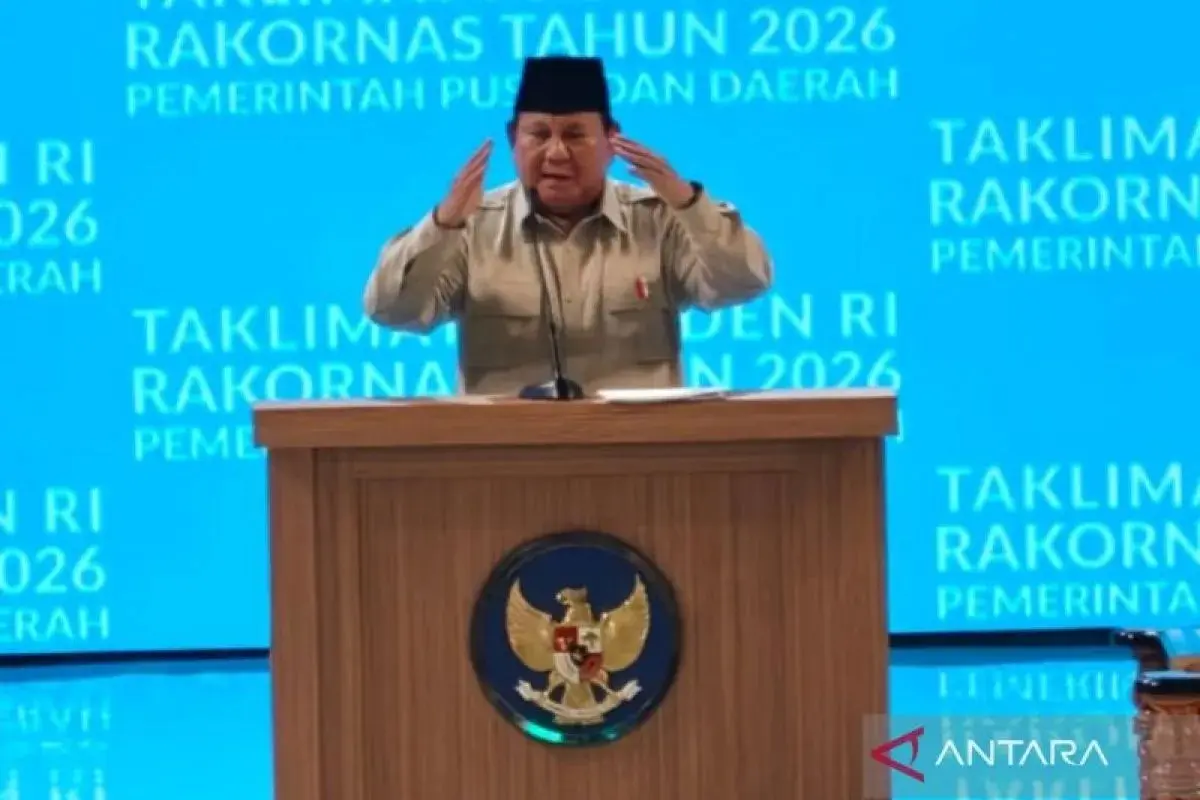 prabowo-hopes-to-beautify-indonesia-by-replacing-roof-tiles-with-clay