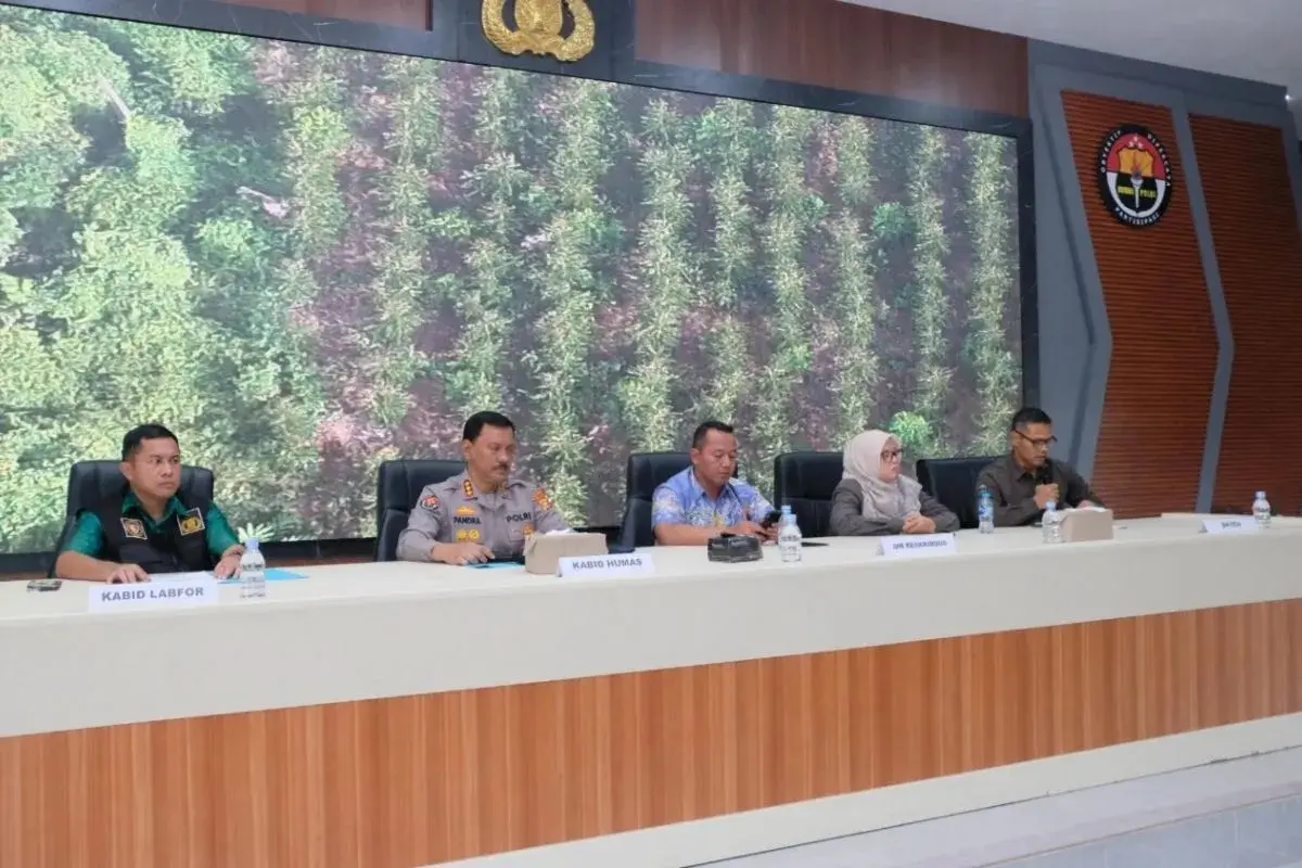 riau-police-hunt-poachers-following-brutal-killing-of-endangered-elephant