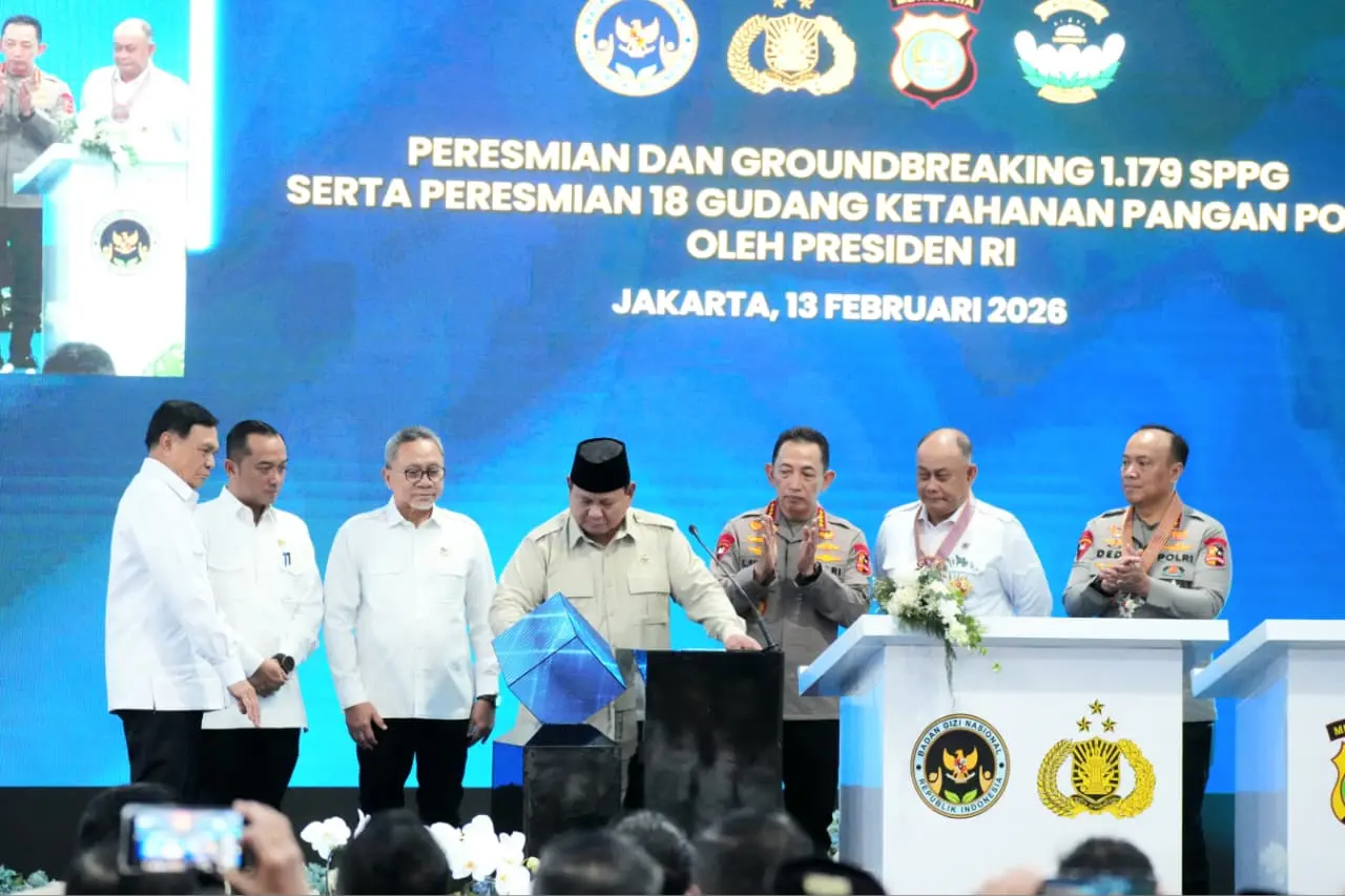 the-indonesian-president-attends-the-inauguration-of-inp-sppg-in-palmerah