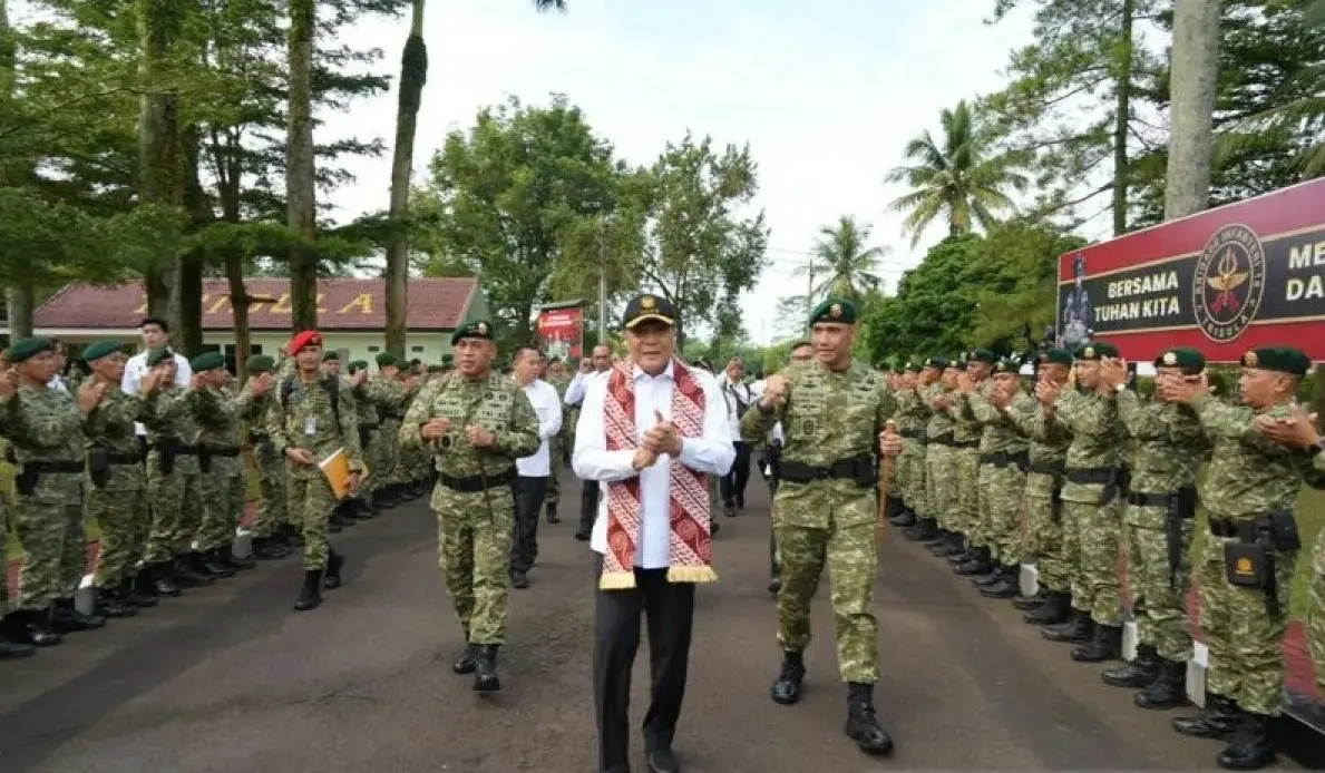 Security Minister Urges Kostrad Strategic Troops to Bolster Combat Readiness
