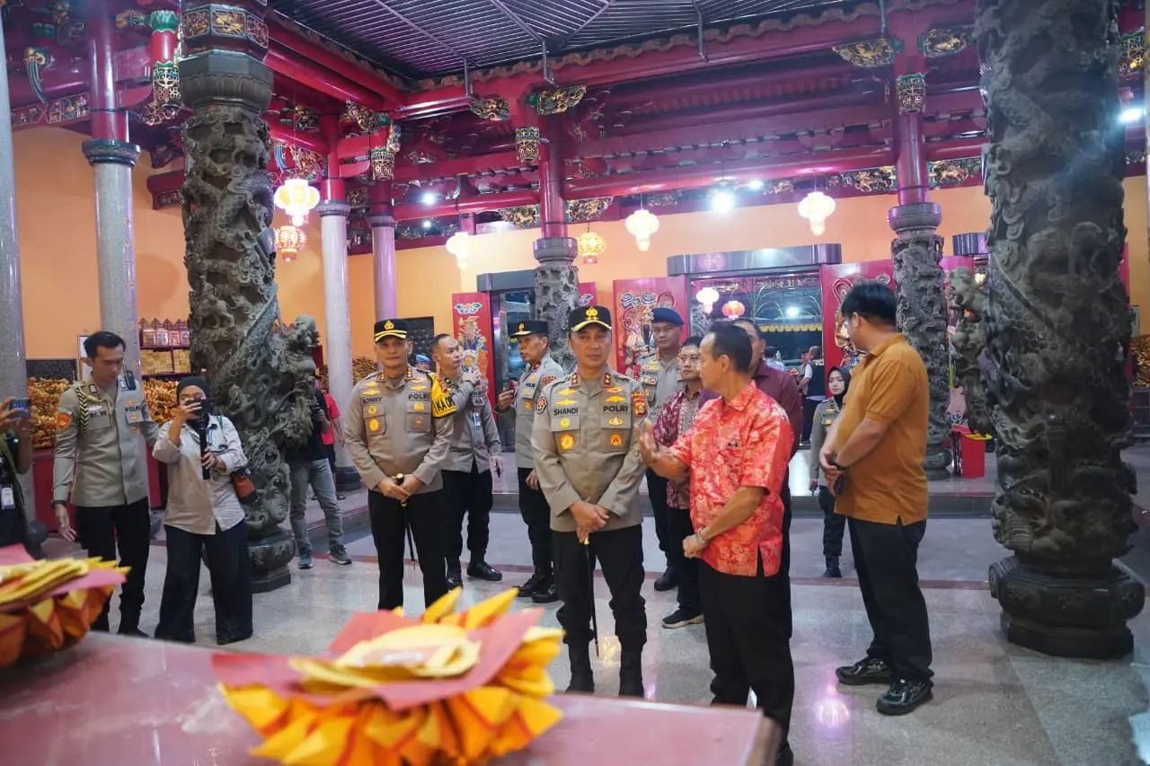 Ensuring Safe Lunar New Year Celebrations, Several Chinese Temples in Palembang Visited by the Police