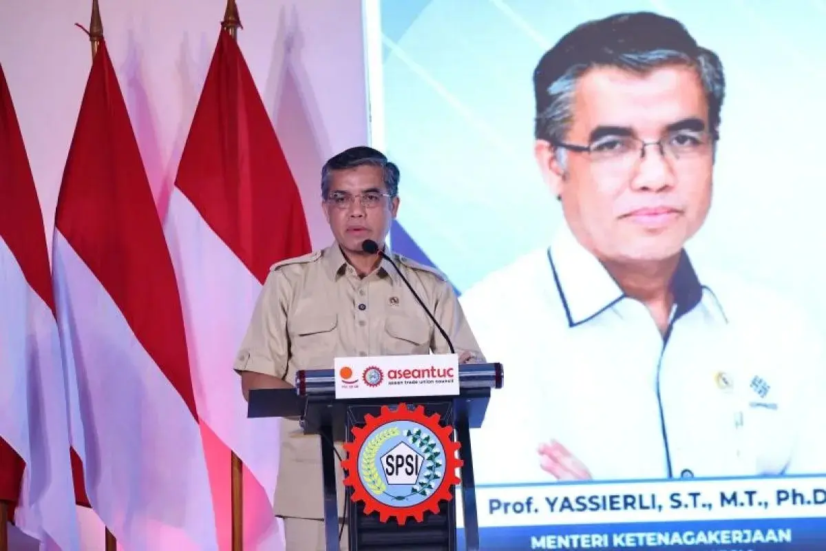 Upskilling and Reskilling as Key to Face to Future: Minister Yassierli
