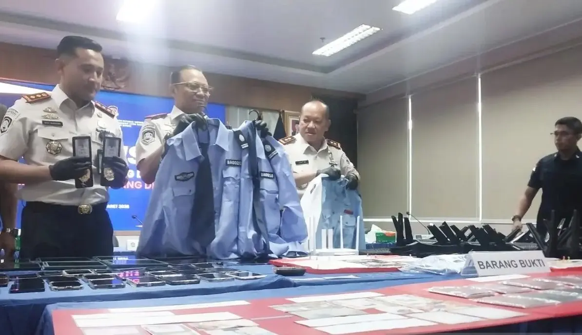 immigration-detains-13-japanese-citizens-for-organized-online-fraud