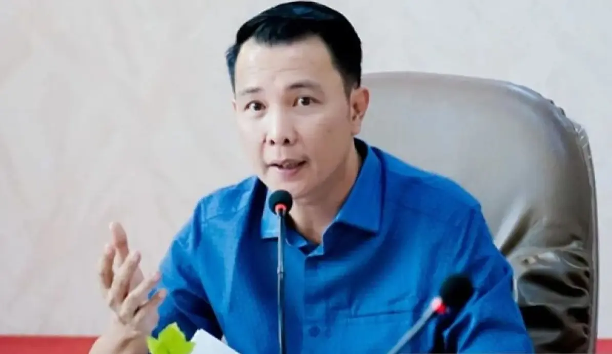 kpk-names-rejang-lebong-regent-and-four-others-as-corruption-suspects