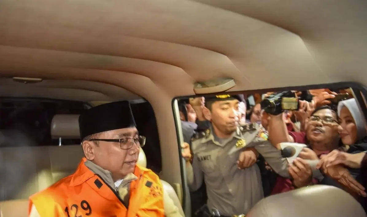 kpk-detains-former-religious-affairs-minister-over-hajj-quota-graft-case