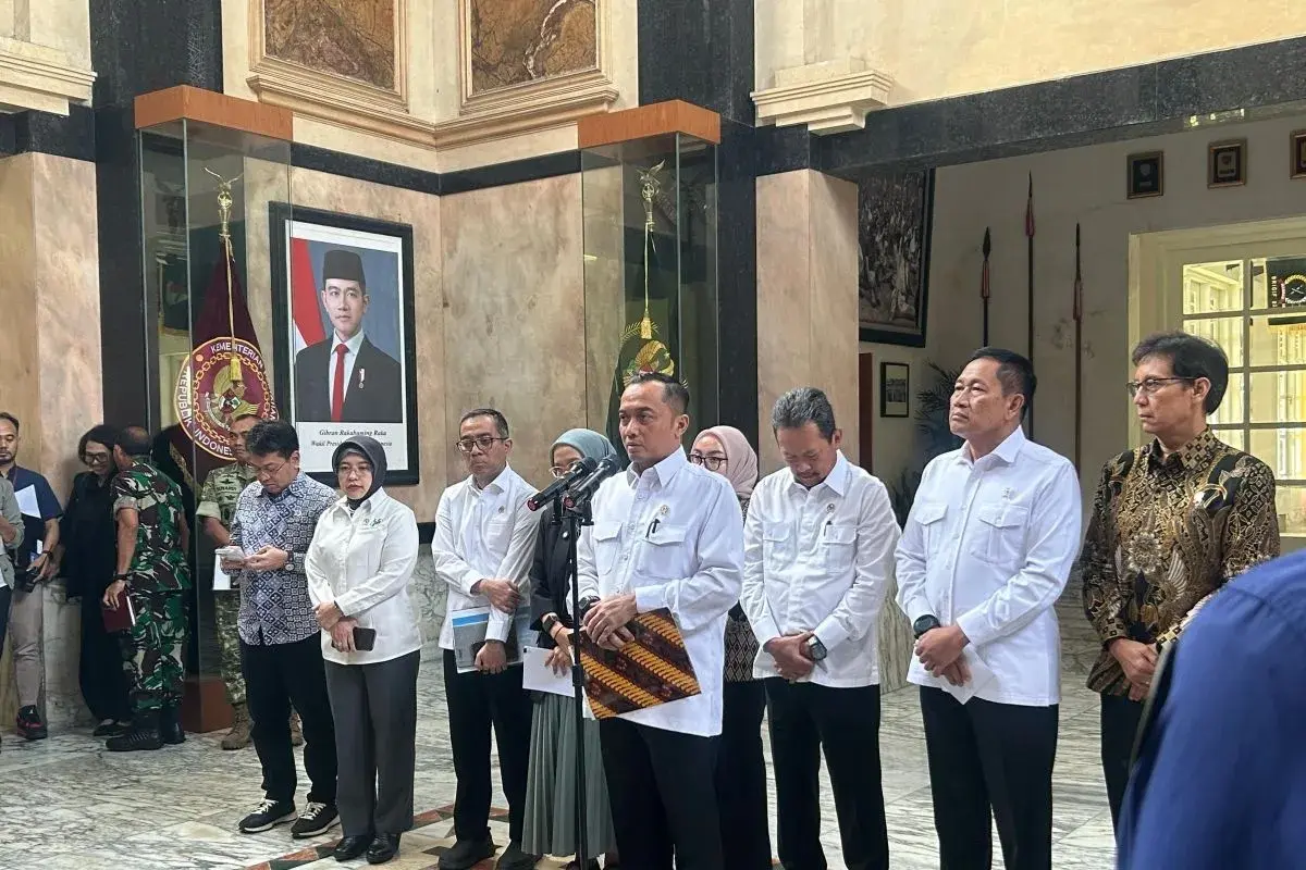 President Prabowo Orders Deployment of Medical Staff to 4,000 Remote Clinics
