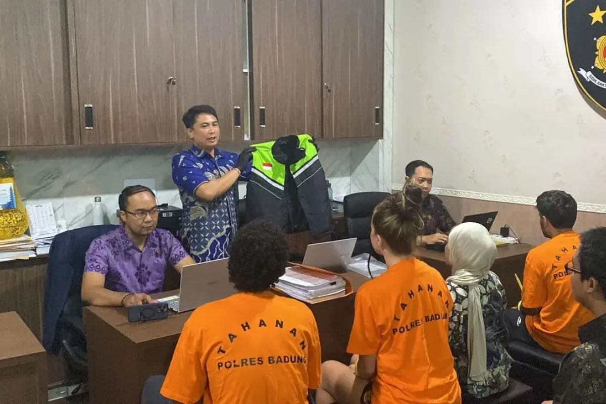 badung-police-arrest-three-foreigners-over-viral-explicit-video-in-bali