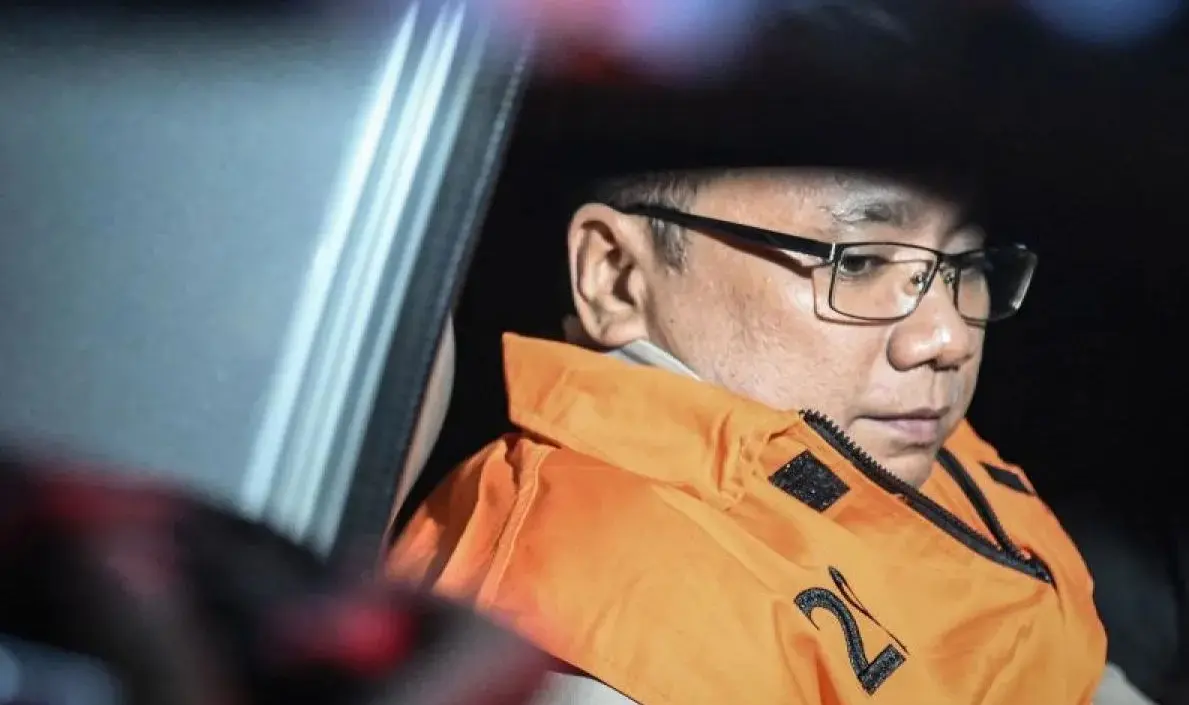 kpk-confirms-former-religious-affairs-minister-placed-under-house-arrest