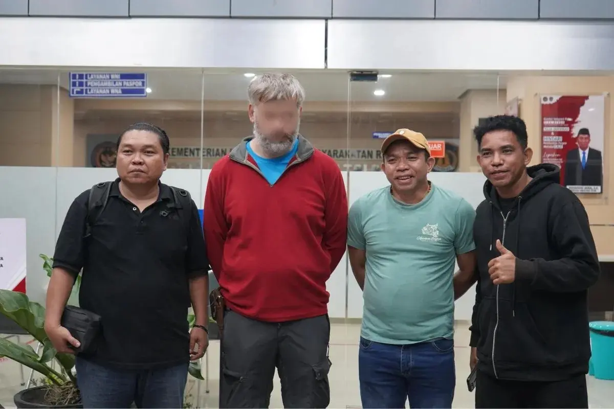 Palu Immigration Deports German Researcher for Illegal Research Activities