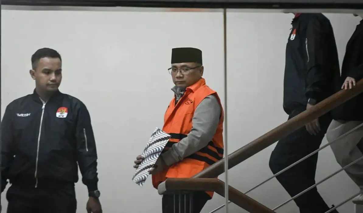 Former Minister Yaqut Ordered Back to KPK Detention Cell