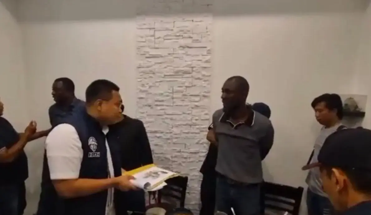 metro-jaya-police-arrest-liberian-men-in-black-dollar-fraud-scheme