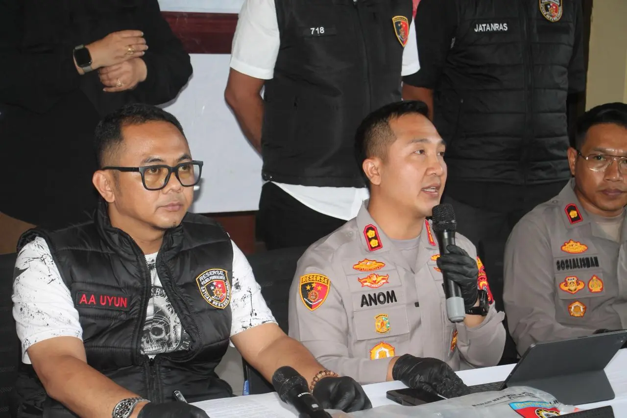 Police Arrest the Thugs Who Beats a Victim to Death during Wedding Ceremony in Purwakarta