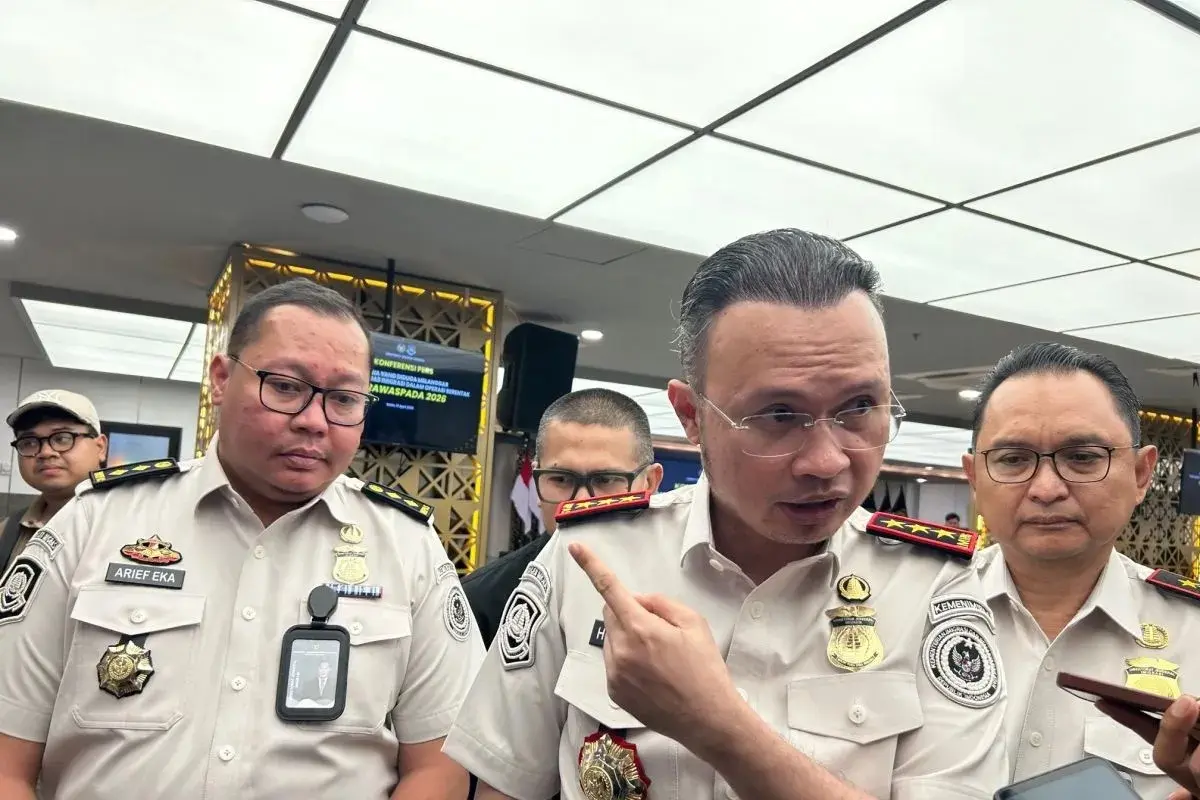 immigration-to-deport-13-japanese-citizens-linked-to-major-online-scam