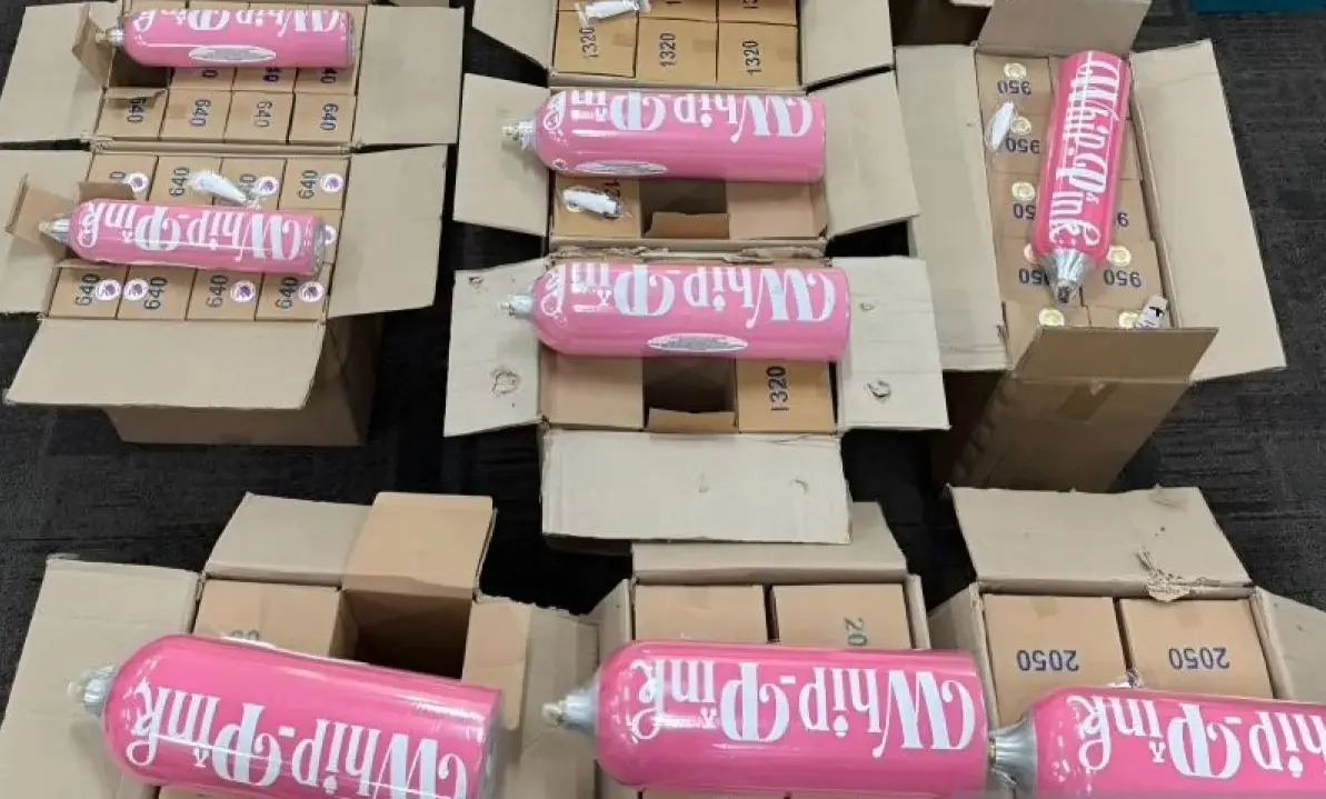 inp-raid-illegal-whip-pink-nitrous-oxide-factory-in-north-jakarta