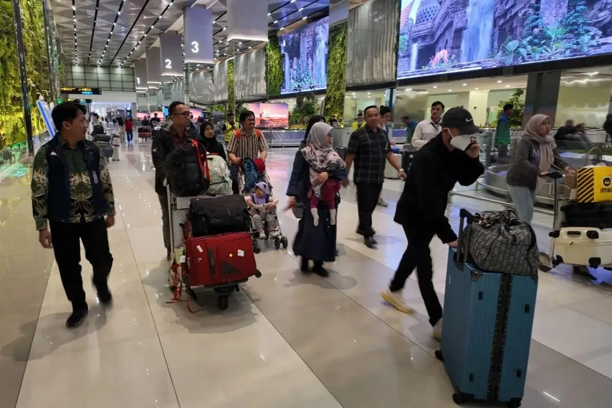 foreign-ministry-to-evacuate-45-more-indonesians-from-iran
