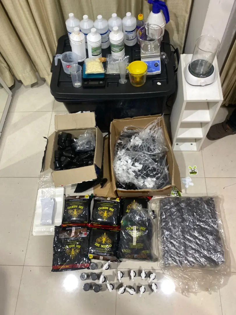 clandestine-drugs-lab-busted-in-salemba-for-producing-synthetic-tobacco
