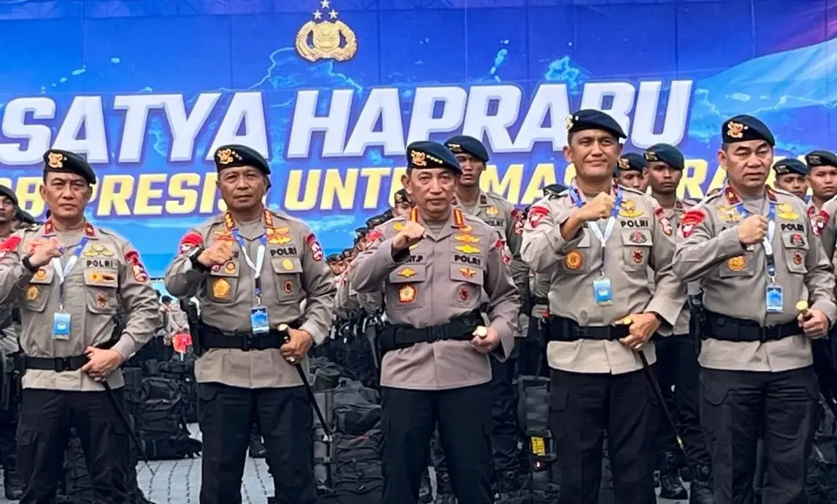 inp-chief-orders-brimob-alert-amid-global-geopolitical-tensions