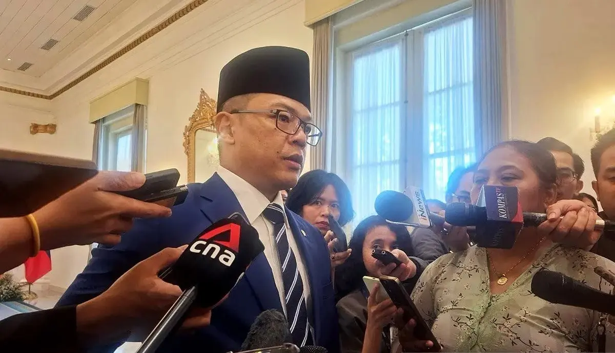 minister-sugiono-rejects-malacca-strait-tariffs-citing-international-maritime-law-compliance