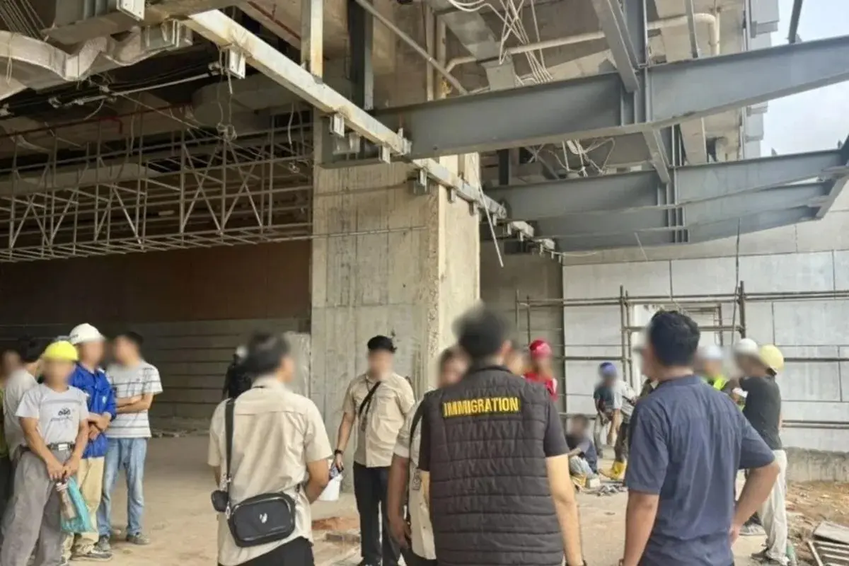 batam-immigration-detains-29-chinese-citizens-for-visa-misuse-at-construction-site