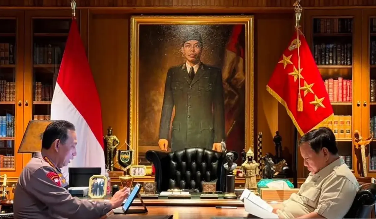president-prabowo-reviews-police-transformation-and-national-security-at-hambalang