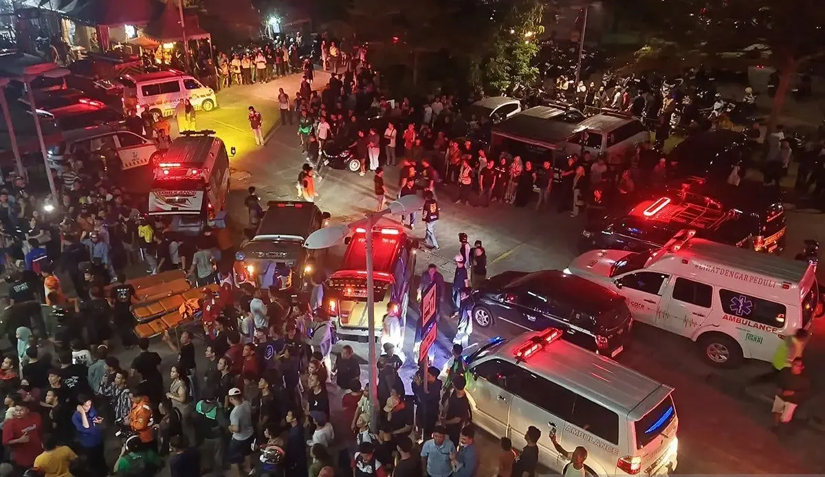 three-dead-and-29-injured-in-train-collision-at-bekasi-east-station