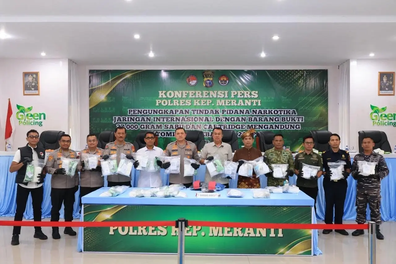 27-kg-of-meth-from-international-drug-ring-foiled-by-police-in-meranti