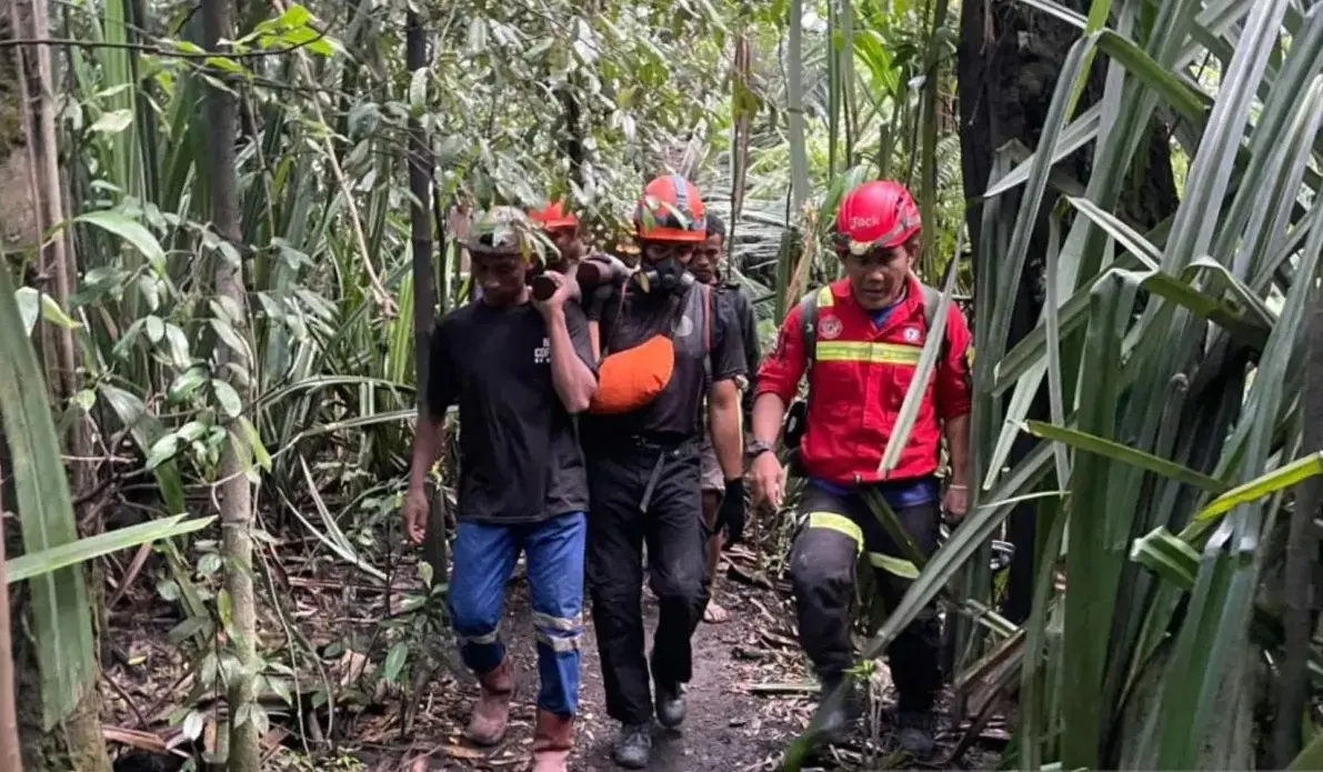 last-two-missing-singaporean-victims-of-mount-dukono-eruption-found-as-search-ends-bnbp