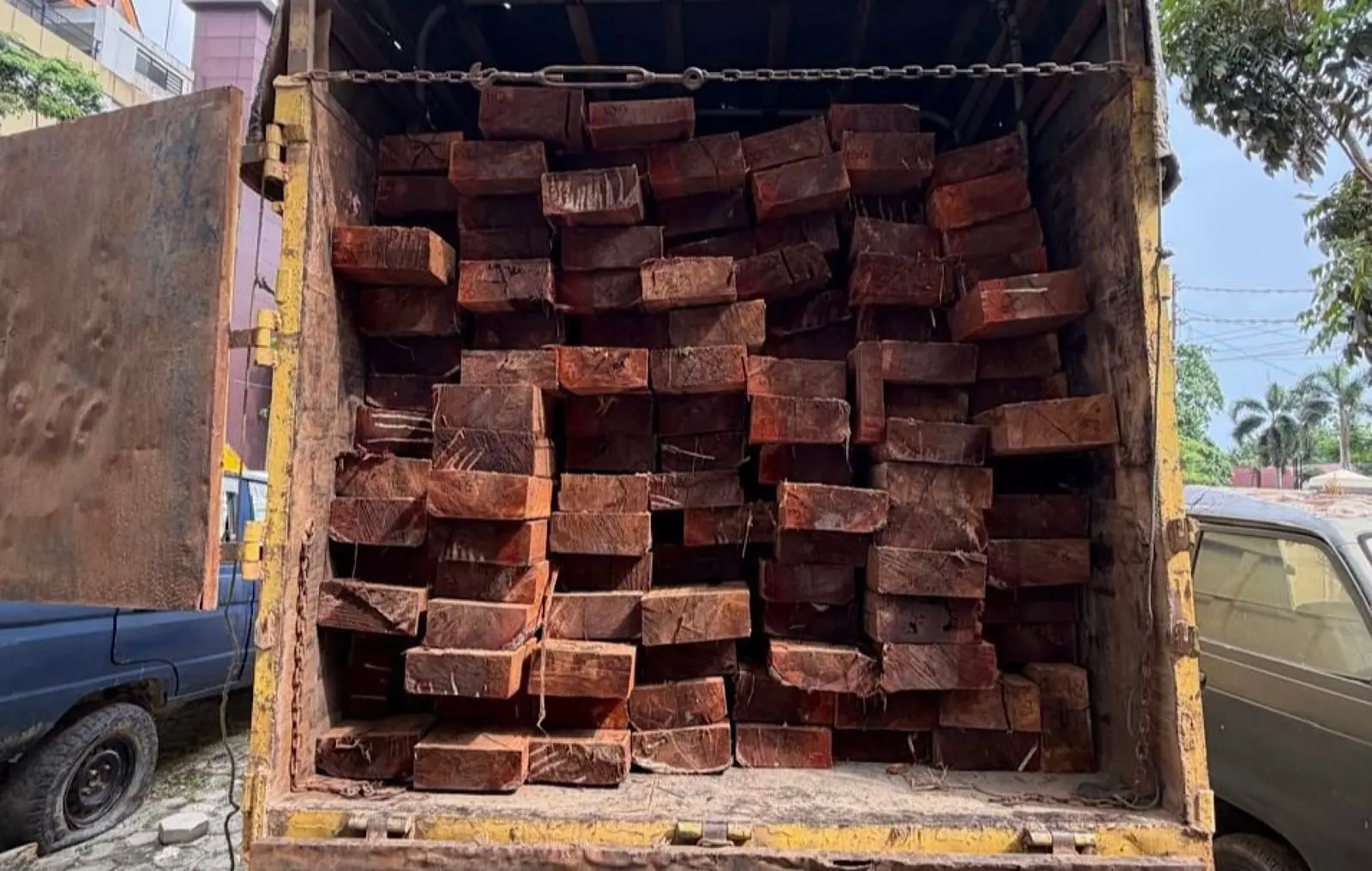 police-to-investigate-further-on-the-destruction-of-giam-siak-kecil-conservation-forest