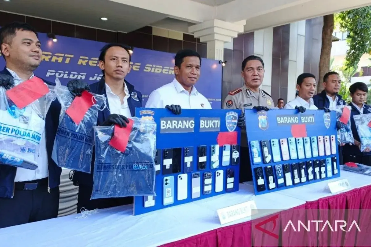 car-sales-fraud-busted-by-police-11-suspects-arrested