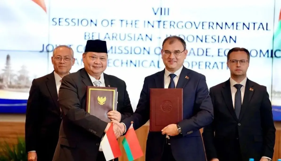 indonesia-and-belarus-sign-rp7-trillion-business-deals-at-joint-meeting