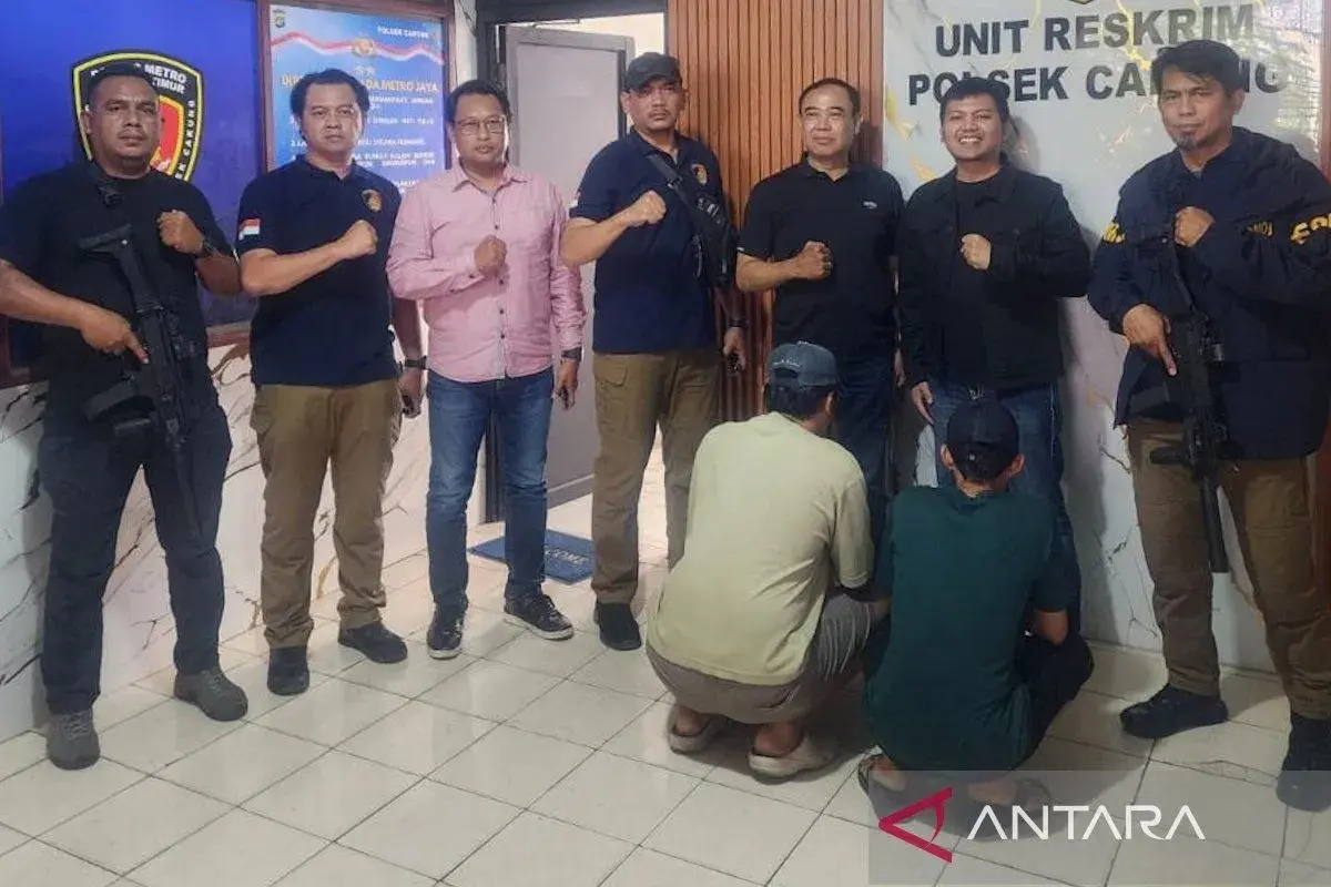 police-arrest-two-kidnappers-of-a-man-in-jakarta
