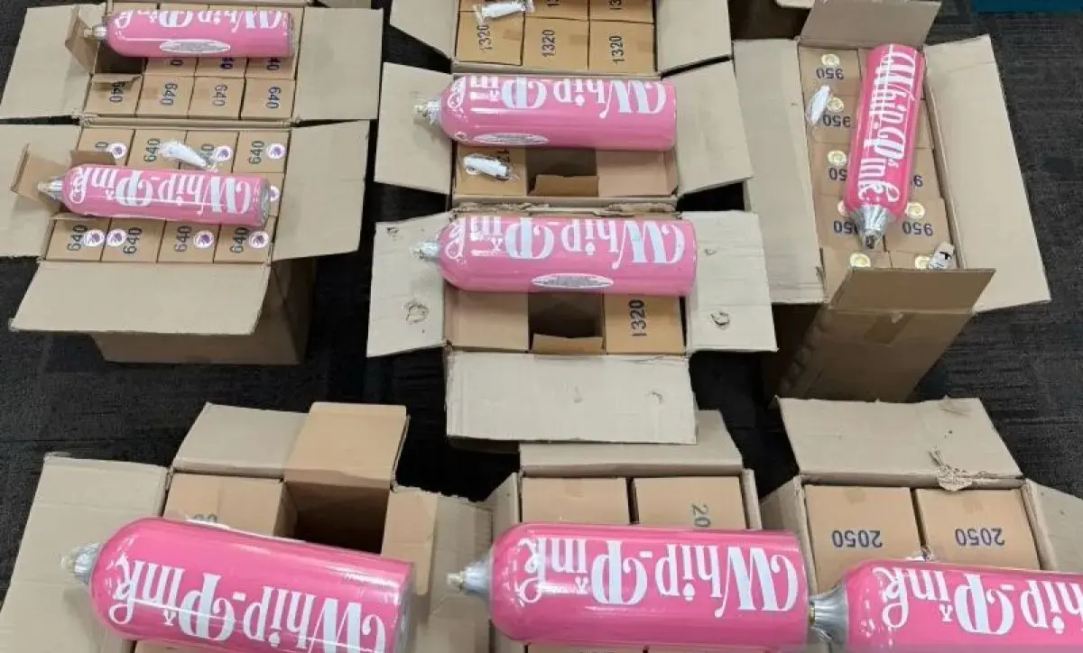police-summons-four-consumer-of-whip-pink-following-viral-video-in-sulawesi