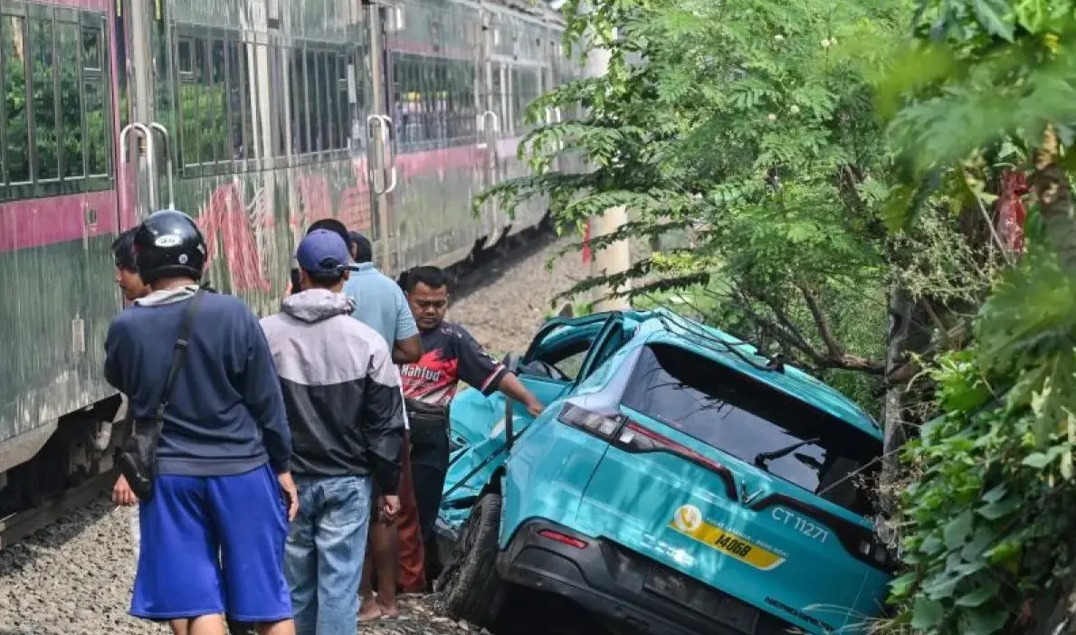taxi-driver-found-negligent-in-east-bekasi-train-collision