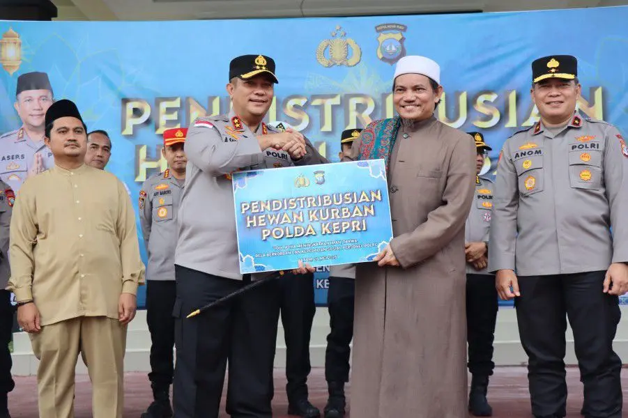230-sacrificial-animals-distributed-to-the-communities-of-riau-islands-in-celebration-of-eid-al-adha