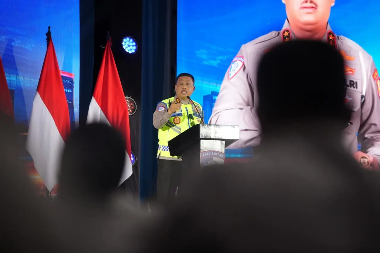 traffic-corps-must-be-the-hero-on-the-road-for-public-safety-chief-agus